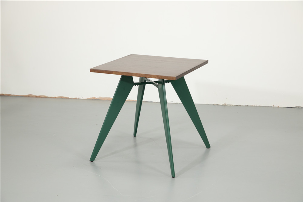 metal leg table